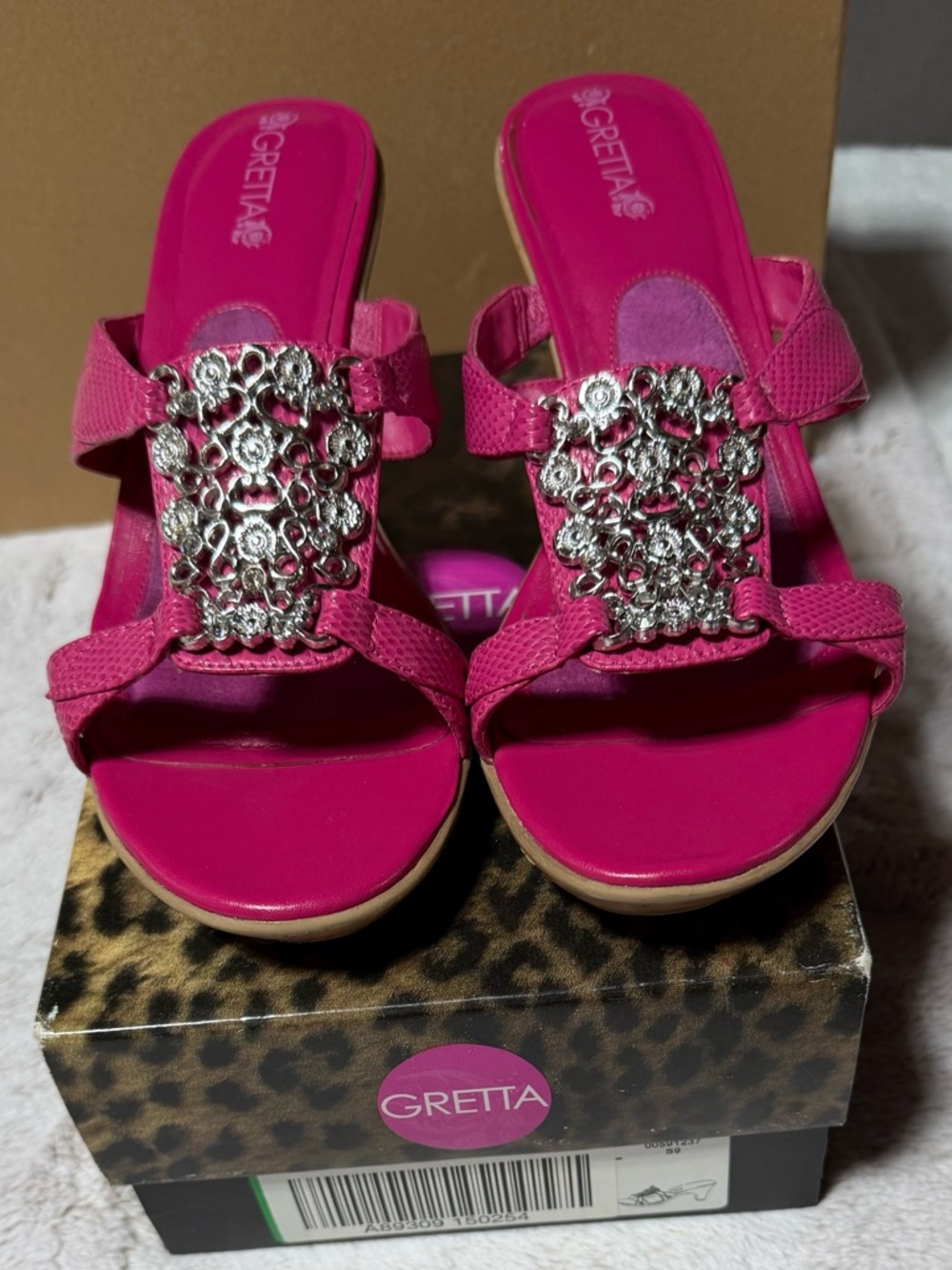 Gretta Women's Hot Pink Embellished Slide Sandals 11W